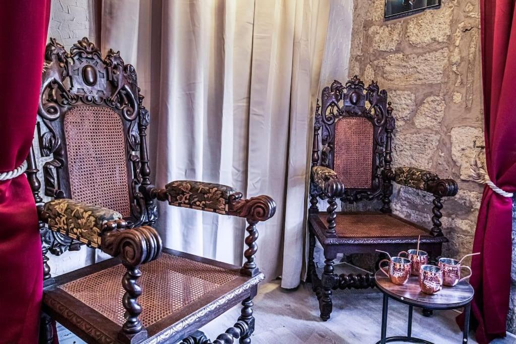 Le Moliere - Enigme Et Sauna Lejlighed Pézenas Eksteriør billede